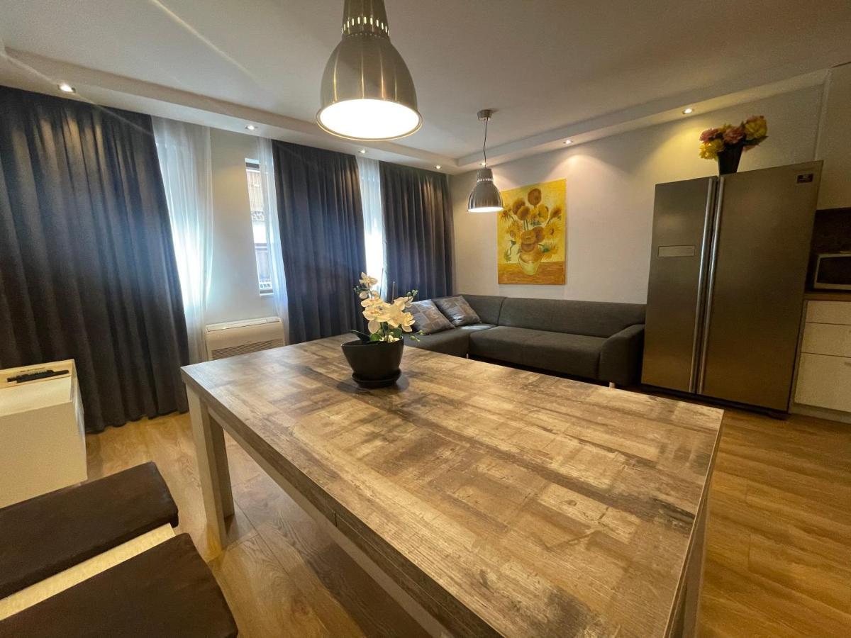 Luxury Apartments In Top City Center Varna 2 Kültér fotó